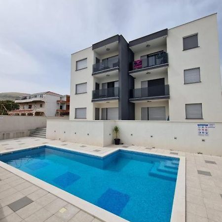West Star Apartment Trogir Exteriör bild